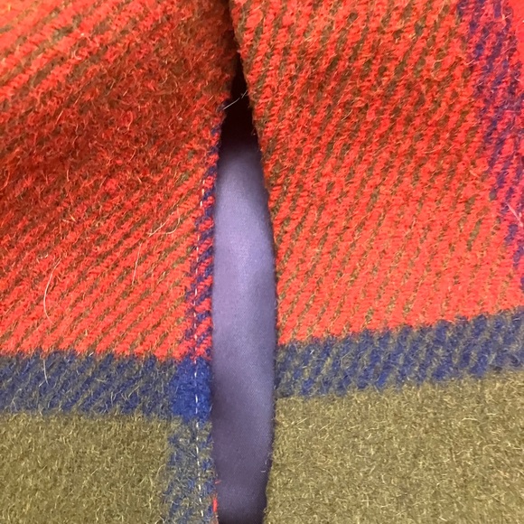 Plaid Multicolor Women's Cape Coat - Picture 8 of 9